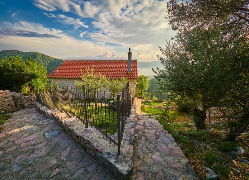 Casa Di Lukovic II Villa Тиват Екстериор снимка