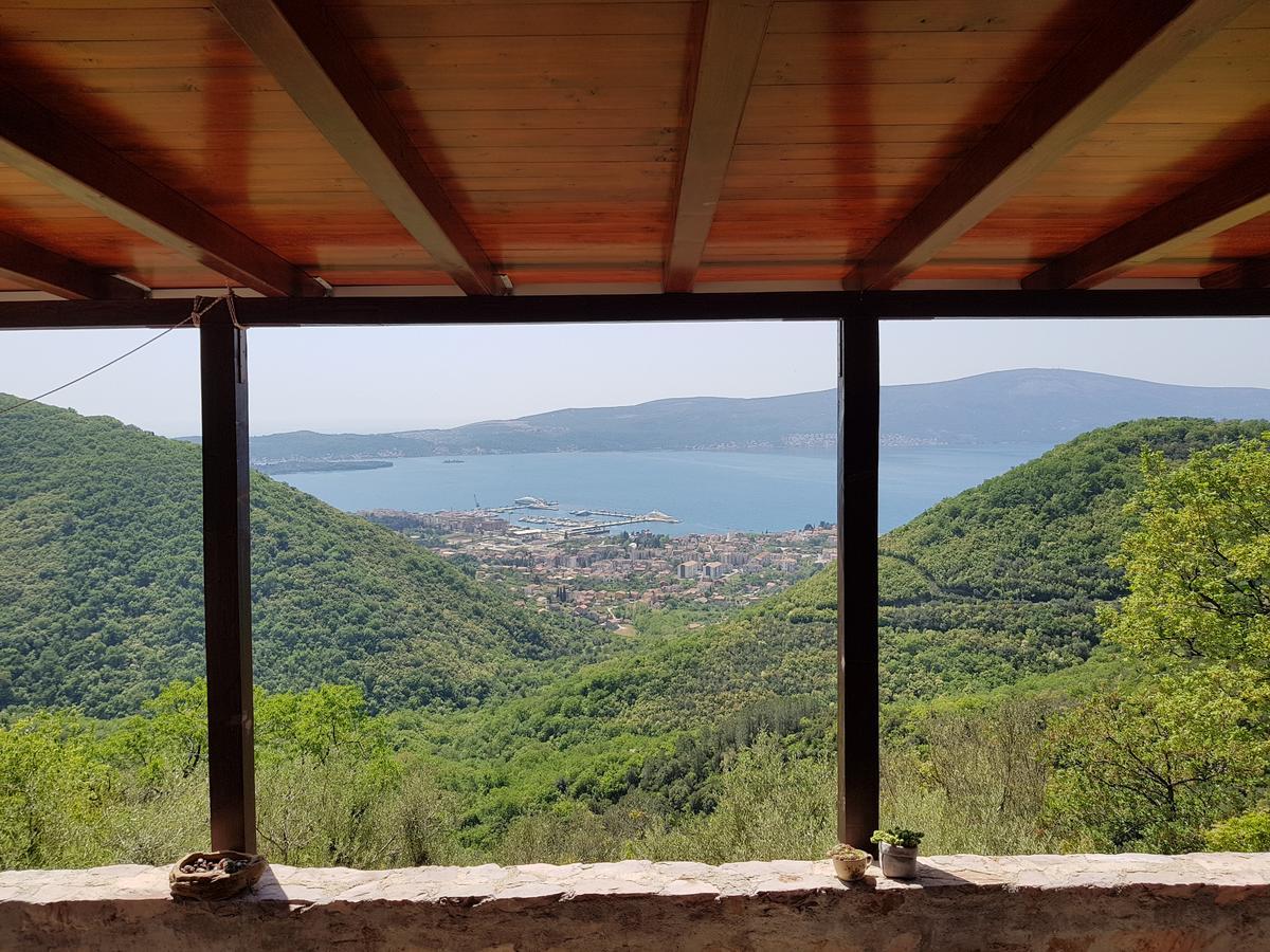Casa Di Lukovic II Villa Тиват Екстериор снимка