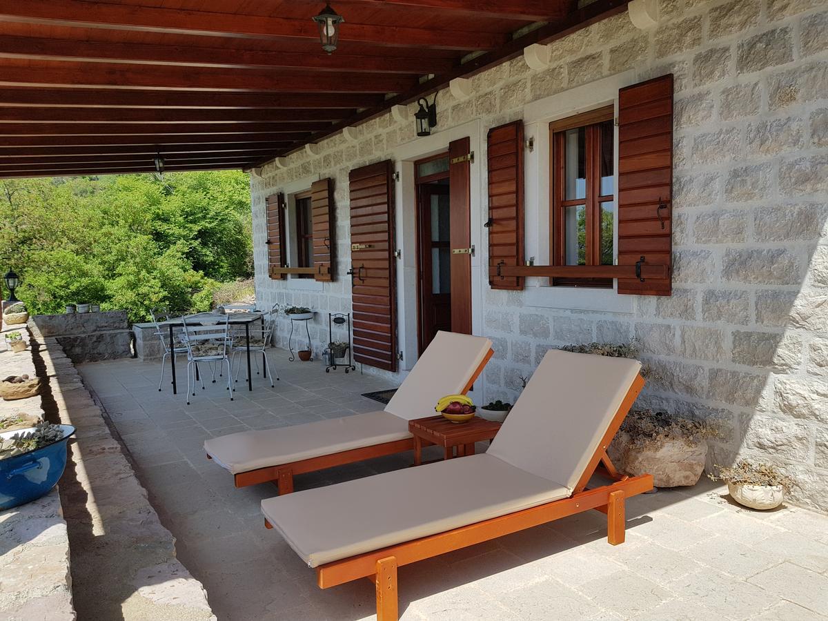 Casa Di Lukovic II Villa Тиват Екстериор снимка