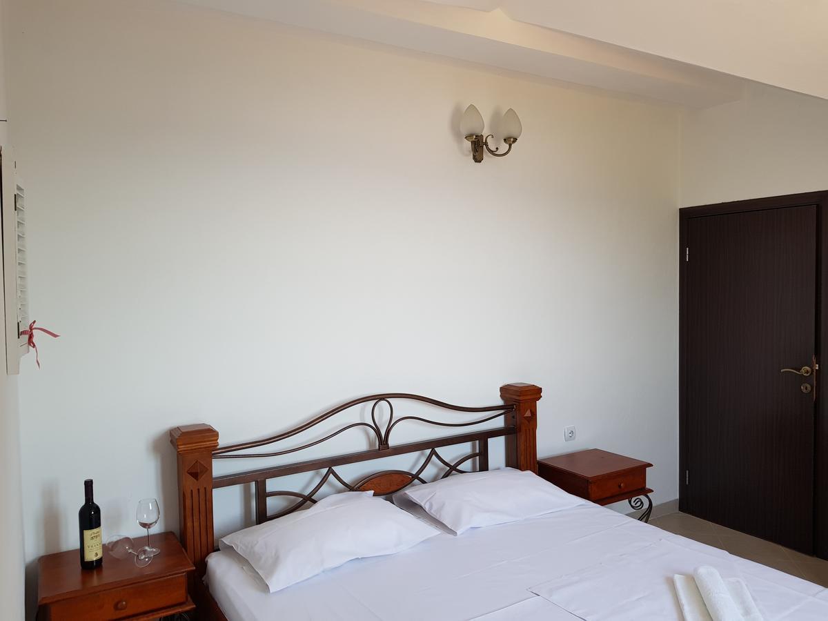 Casa Di Lukovic II Villa Тиват Екстериор снимка